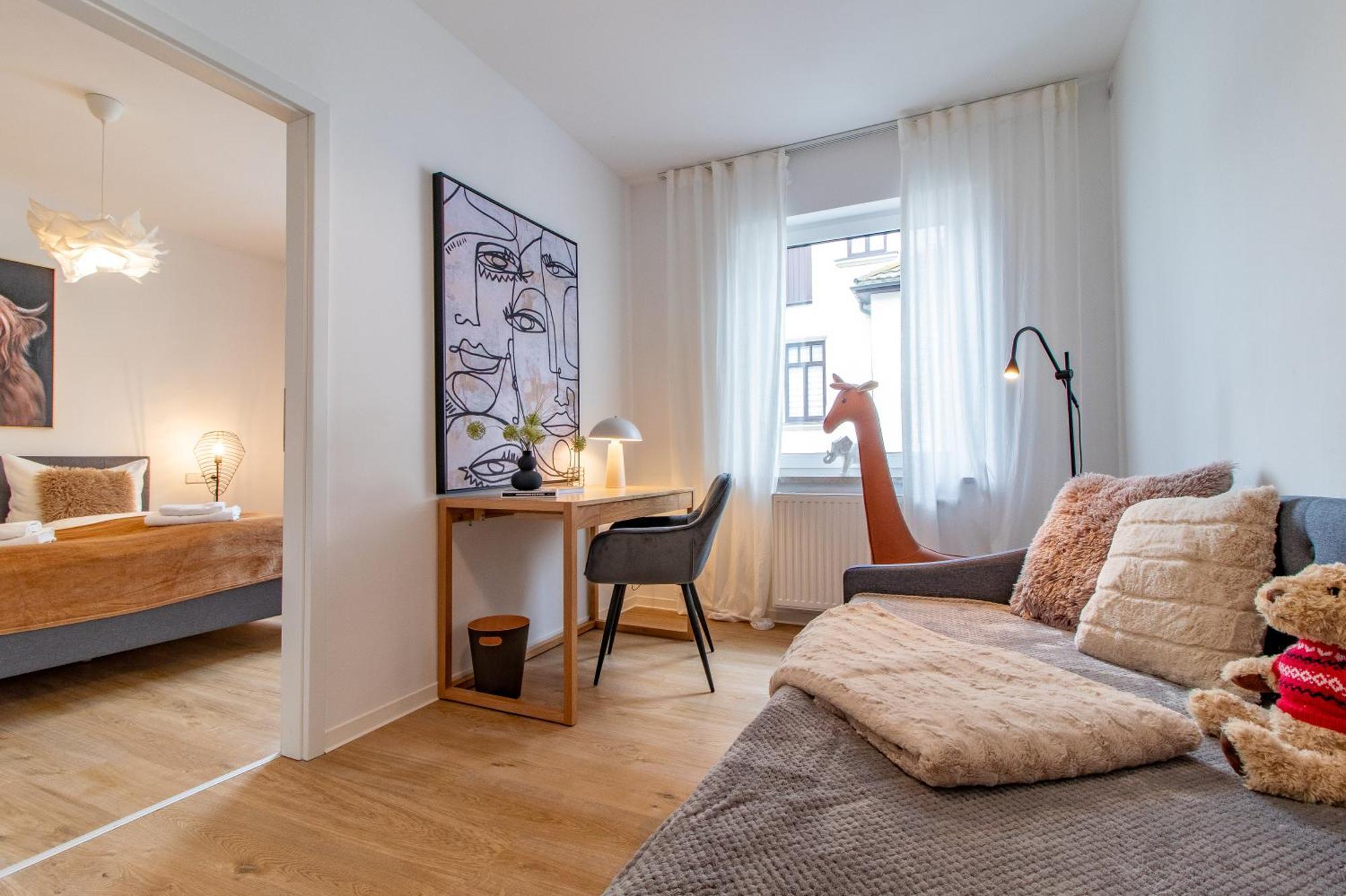 Stilvolles City-Apartment I Netflix I Wlan L Stellplatz I Zentral Schwarzenberg  Exterior photo