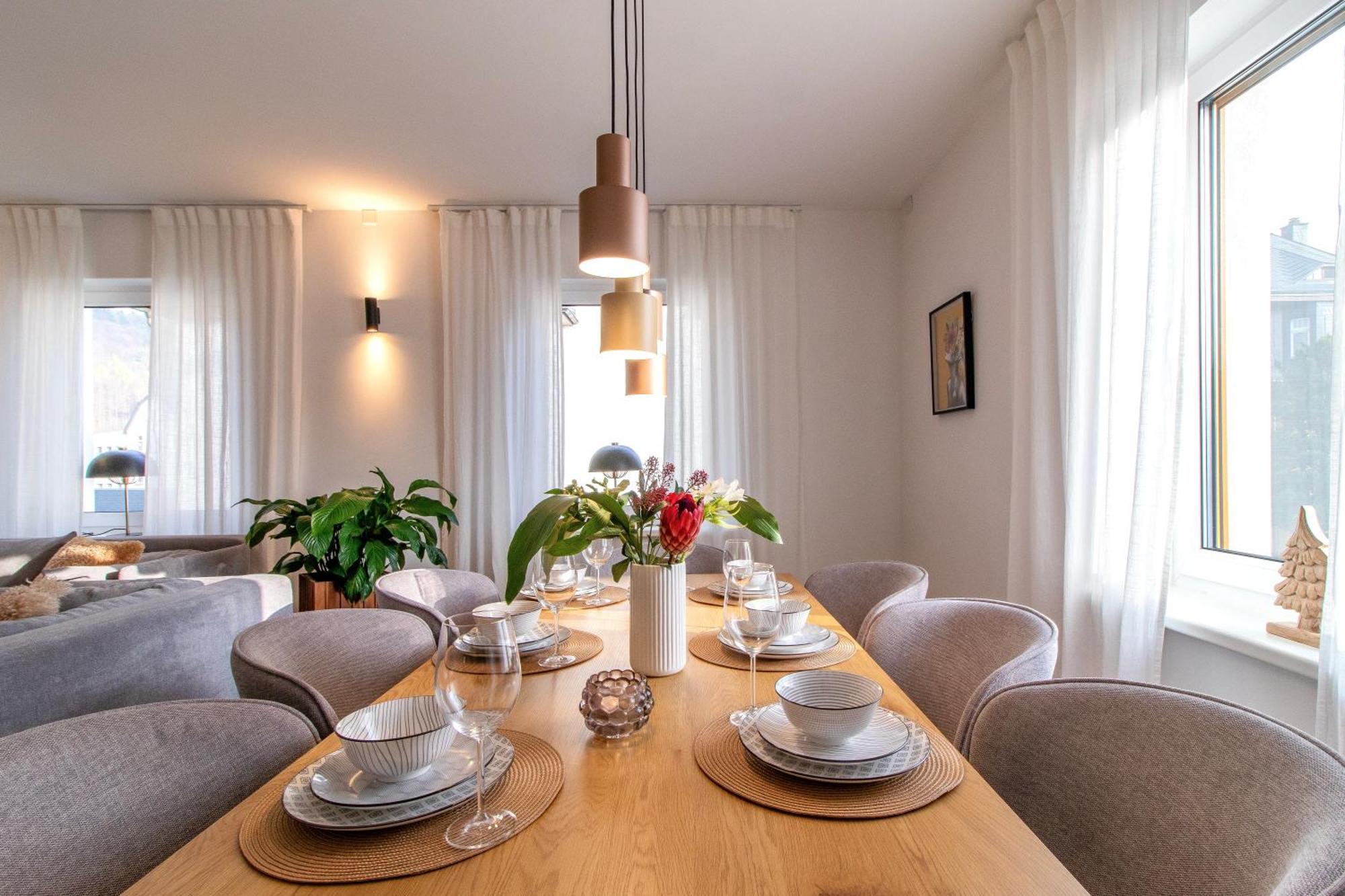 Stilvolles City-Apartment I Netflix I Wlan L Stellplatz I Zentral Schwarzenberg  Exterior photo